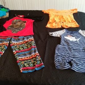 24 Piece Boys Size 4 Wardrobe